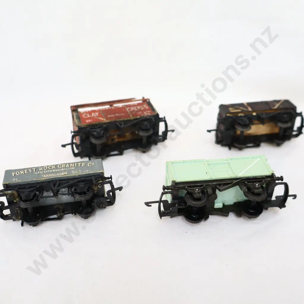 4 x Assorted  Open Coal Wagons  + Crate    No Boxes  Image 1++
