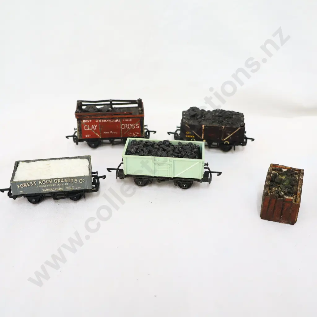 4 x Assorted  Open Coal Wagons  + Crate    No Boxes  Image 1++