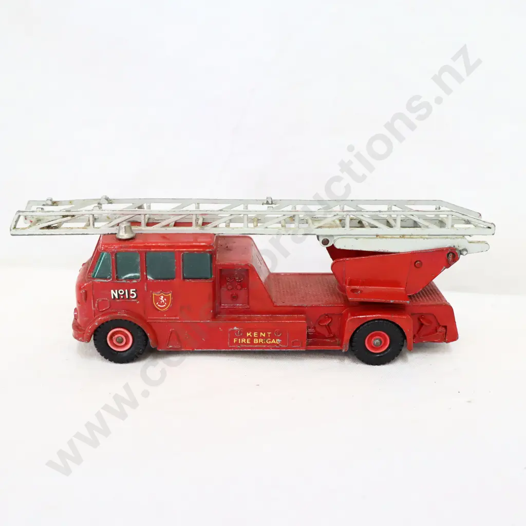 Matchbox  merryweather Fire Engine  King Size  No15   Not Boxed  Image 1++