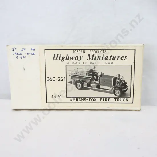 Jordon Products  Highway Minitures  Ahren's Fox Fire Truck Kit  360-221    1/87