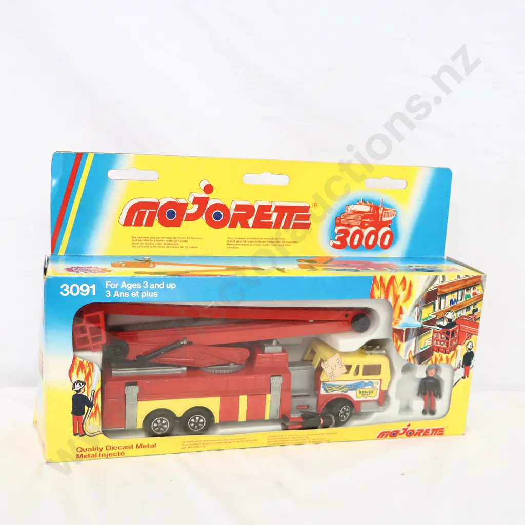 Majorette  Fire Rescue Unit   3091 Image 1++