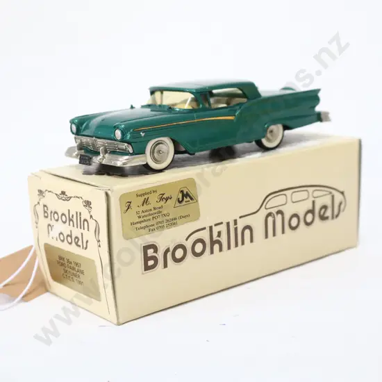 1/43 Brooklin Models 1957 Ford Fairlane Skyliner