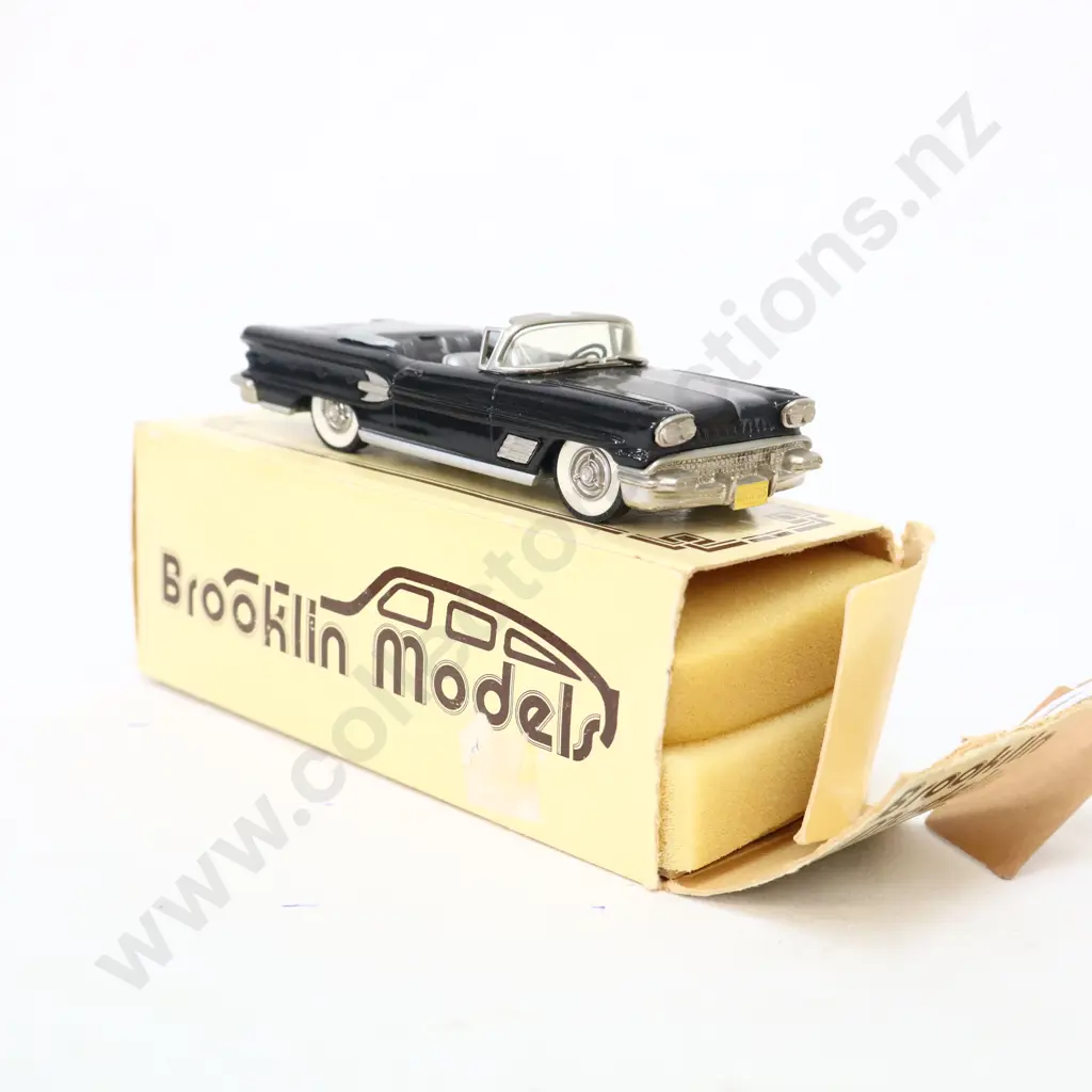 1/43 Brooklin Models 1958 Pontiac Bonneville Convertible Image 1++