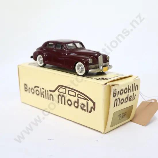 1/43 Brooklin Models 1941 Packard Clipper