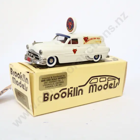 1/43 Brooklin Models 1953 Pontiac Sedan Delivery " La Vache Qui Rit"