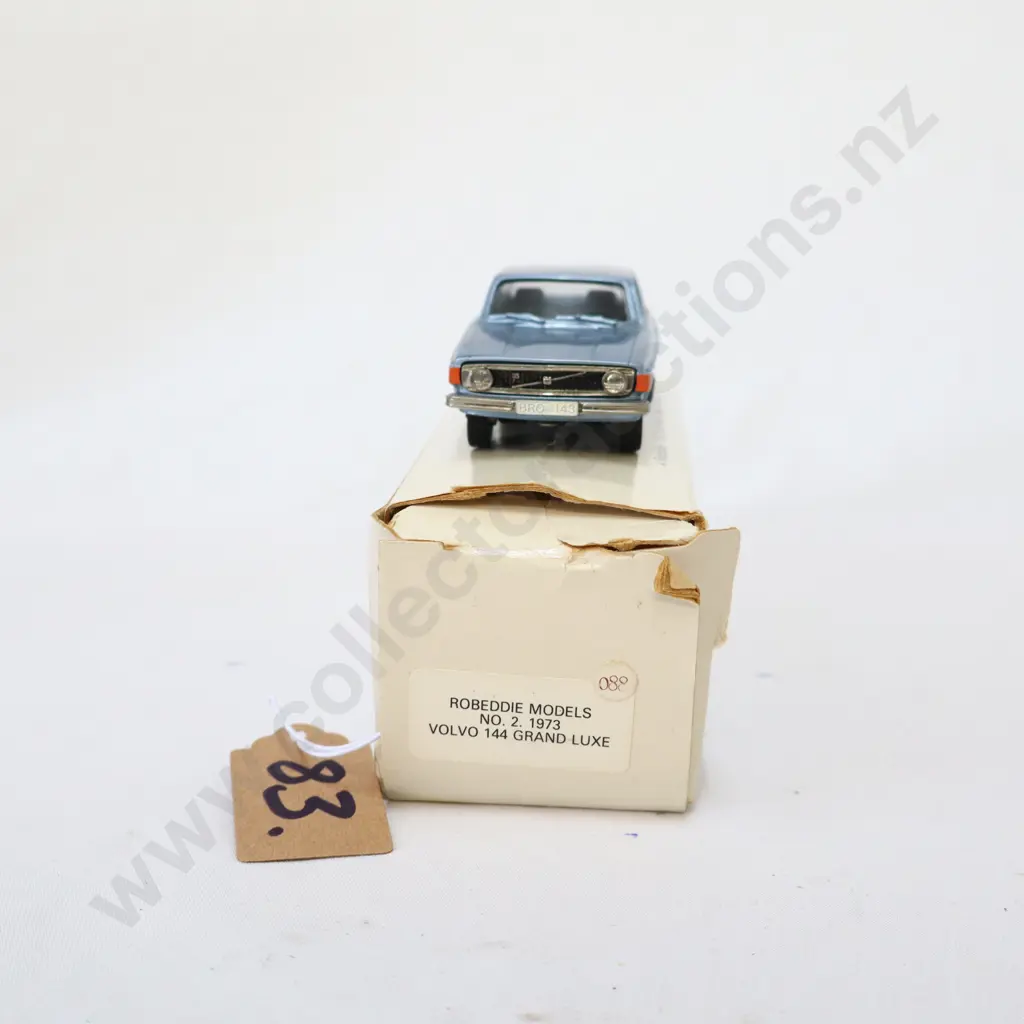 1/43 Rob Eddie 1973 Volvo 144 Grand Luxe Image 1++