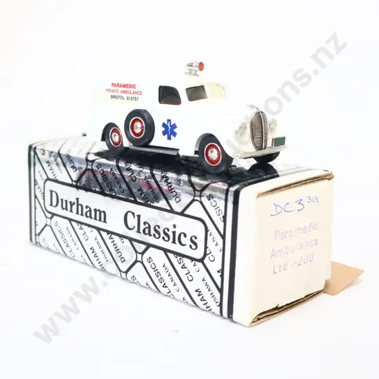 1/43 Durham Classics 1939 Ford Panel Delivery Ambulance