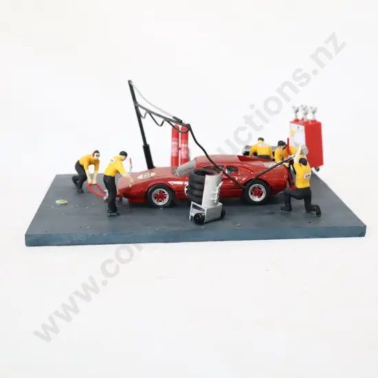 1/43 Diorama Pitstop