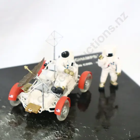 1/43 Minichamps  LRV Moon Car 1971