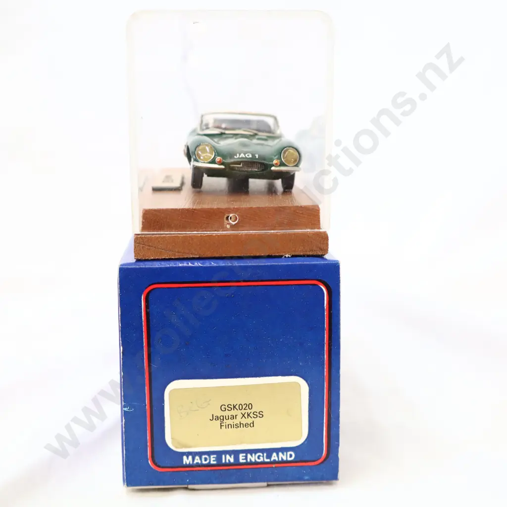 1/43 RAE Models Jaguar XKSS Image 1++