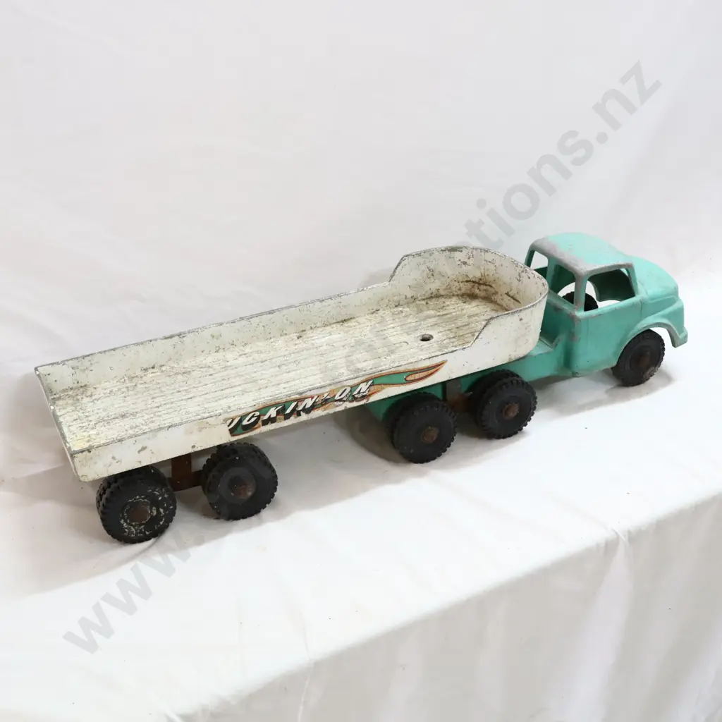 LARGE Fun Ho Truck No 701 Image 1++