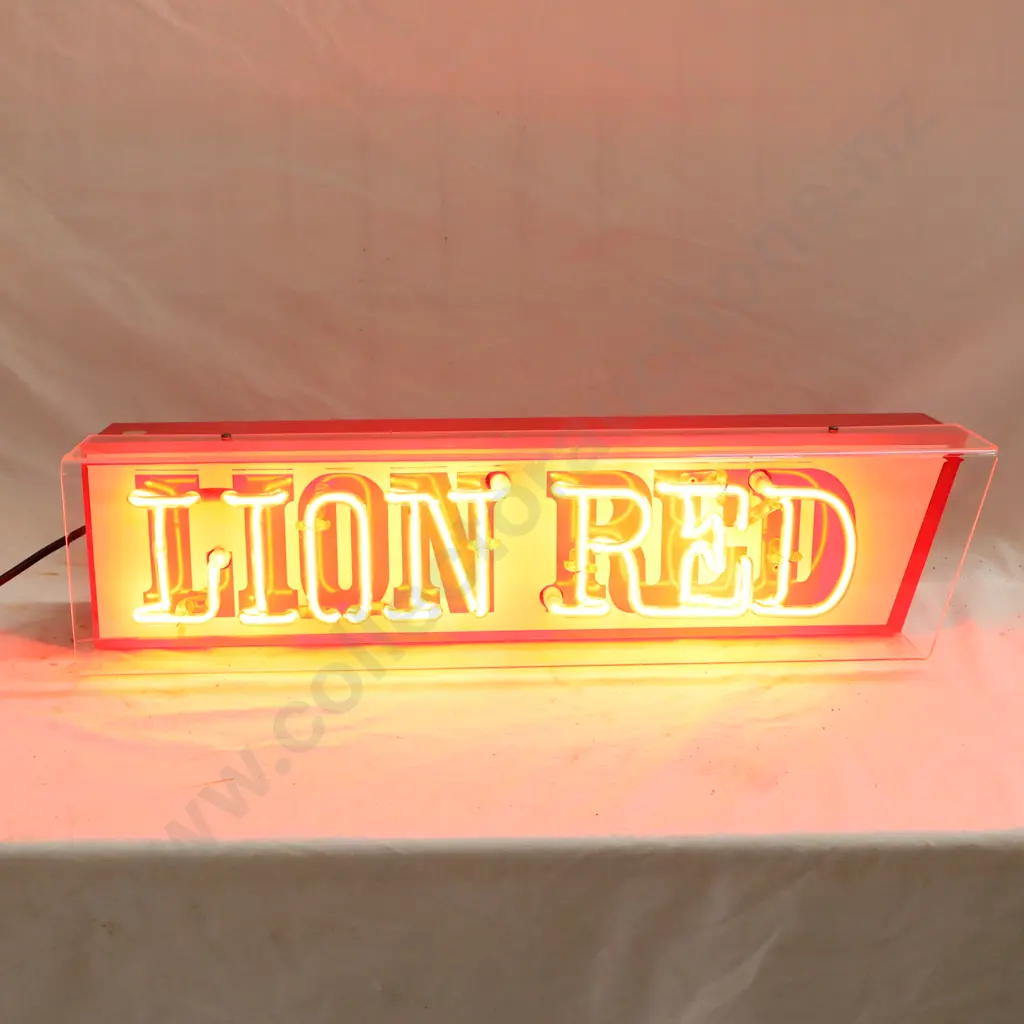 WORKING Lion Red Neon Sign Image 1++
