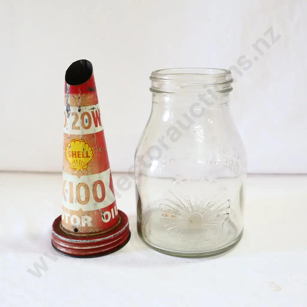 EARLY Shell 1 Pint Oil Bottle + Shell X100 Tin Top Image 1++