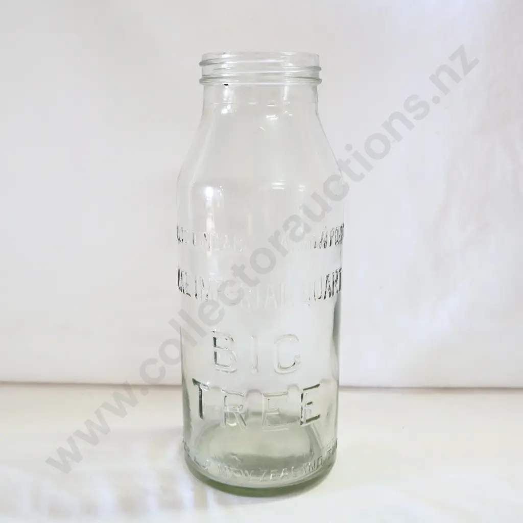 Big Tree 1 Quart Oil Bottle Image 1++