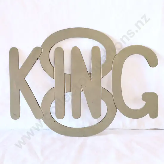 King 8 Radiator Badge