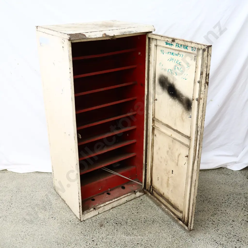 ORIGINAL Mobil Oil Bottle Cabinet Image 1++