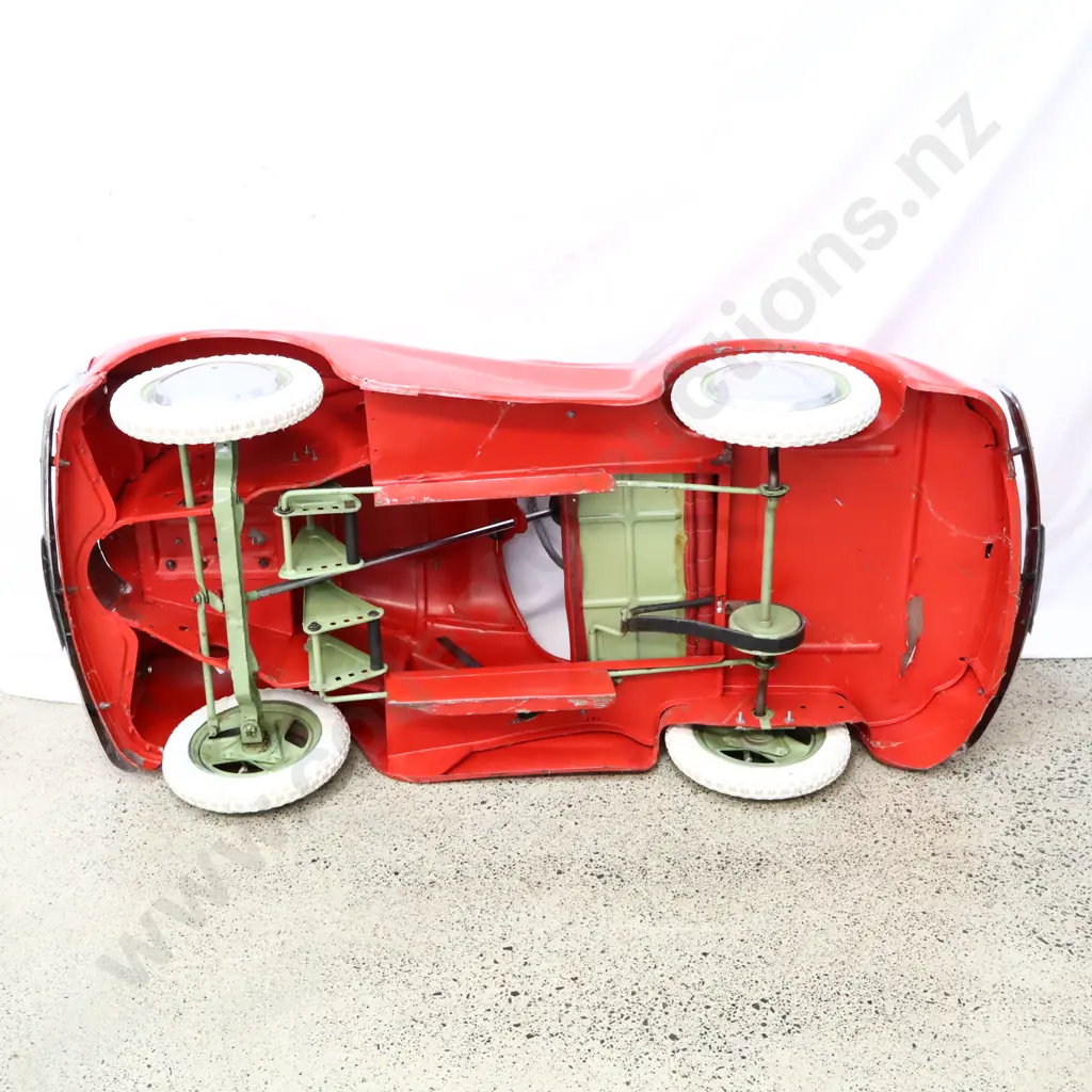 LOW NUMBER EARLY Austin J40 Pedal Car Image 1++