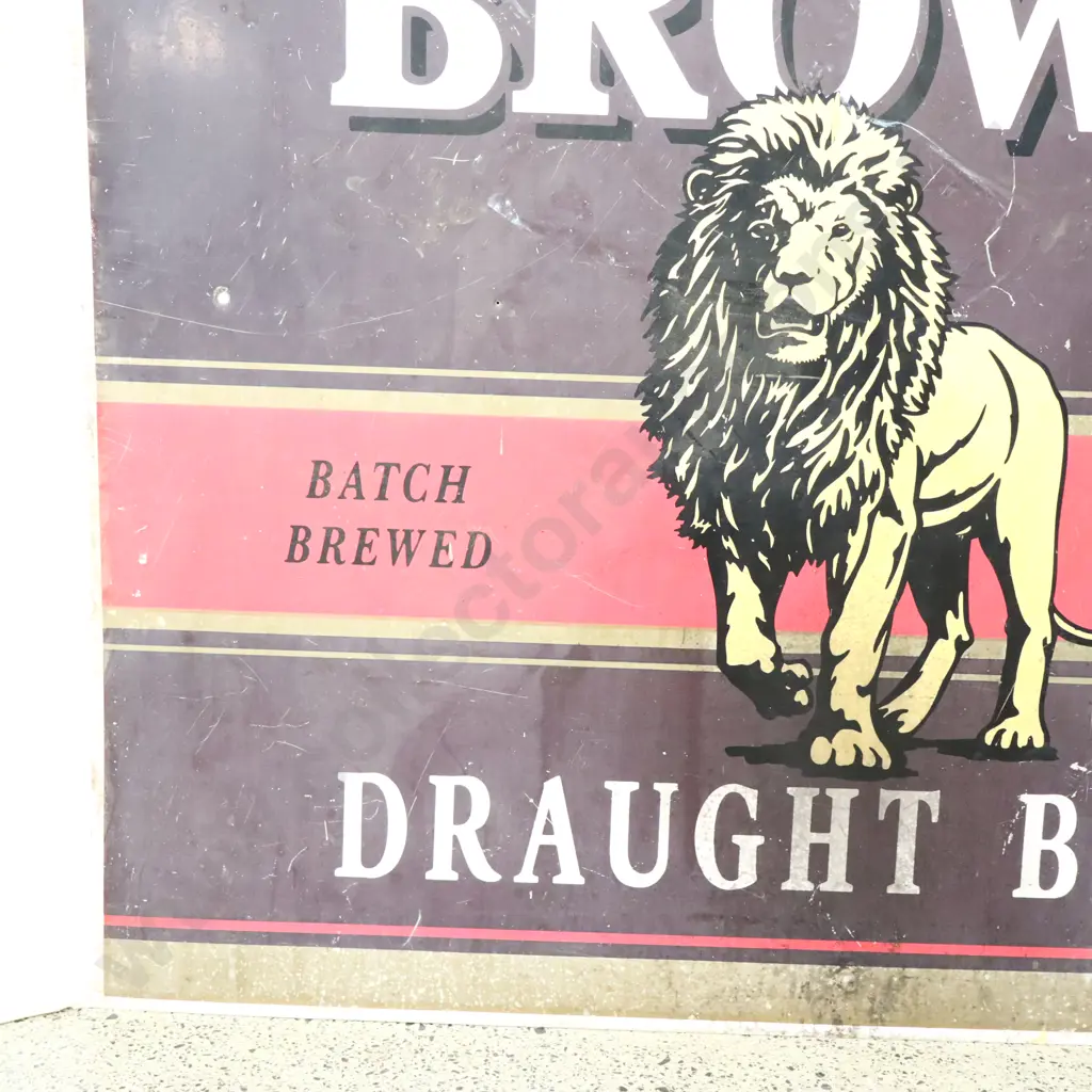 Lion Brown Tin Sign Image 1++