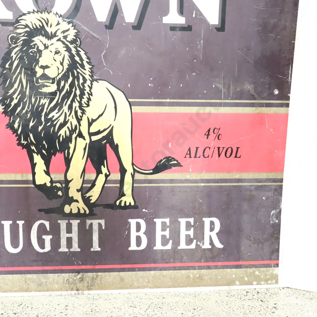 Lion Brown Tin Sign Image 1++