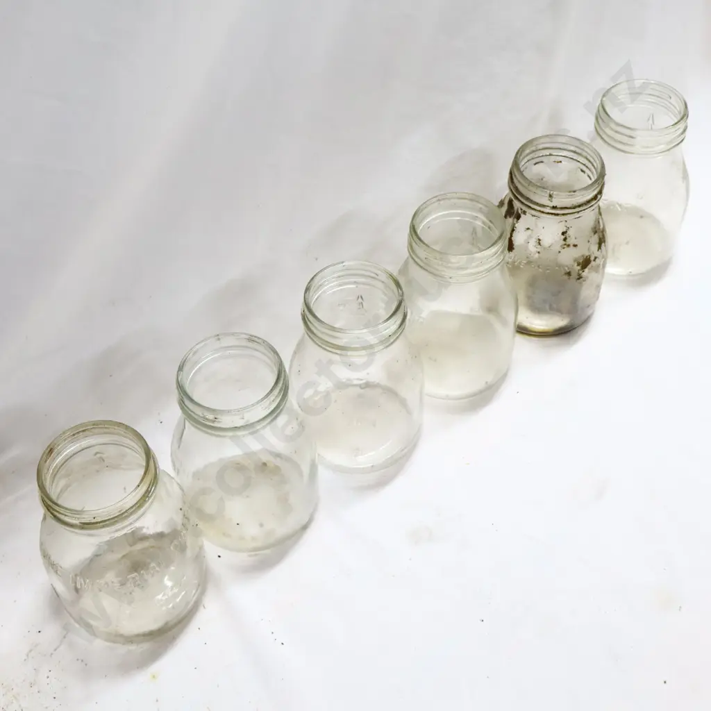 Pint Oil Bottles x 6 Image 1++