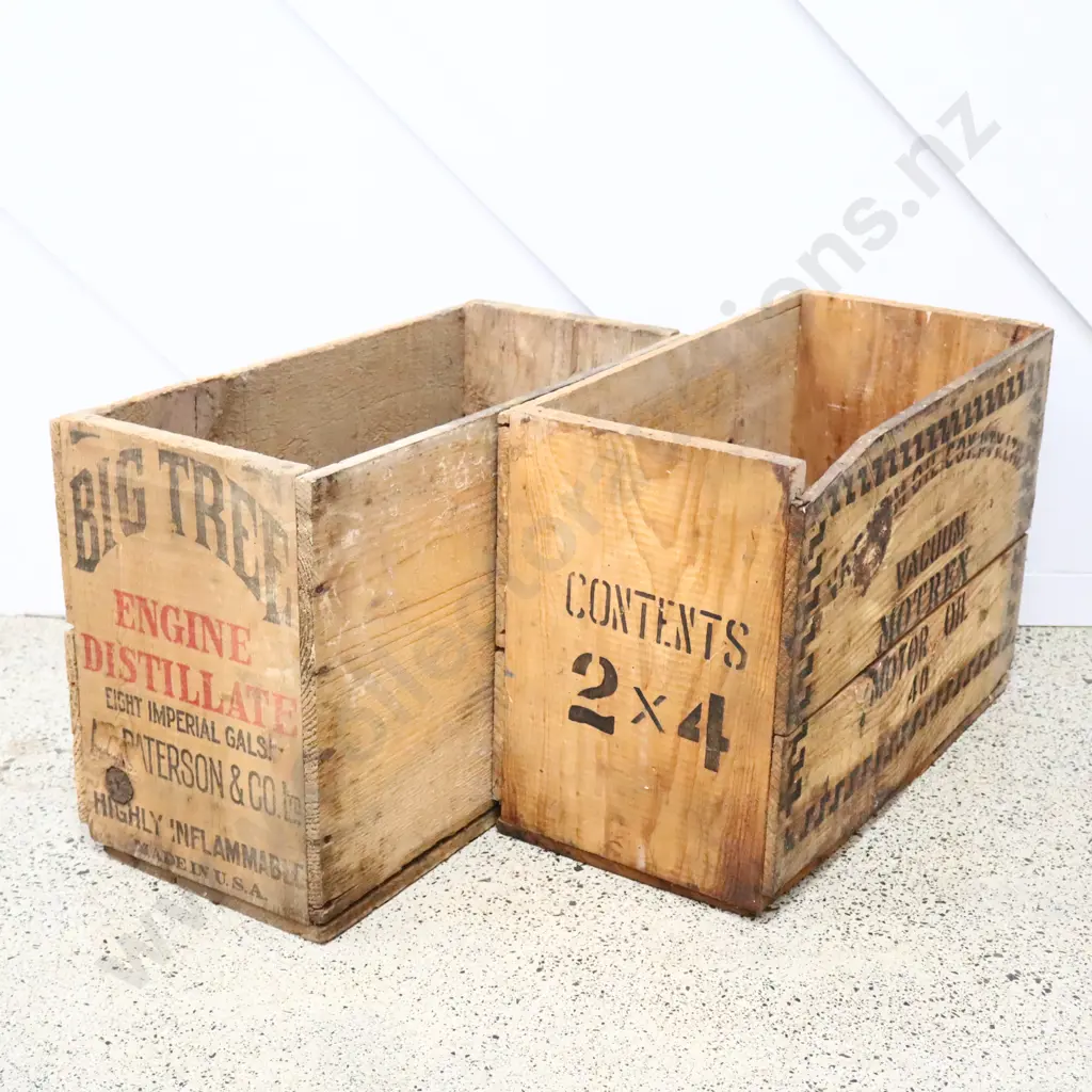 Big Tree And Vacuum Oil Company Petrol Boxes Image 1++