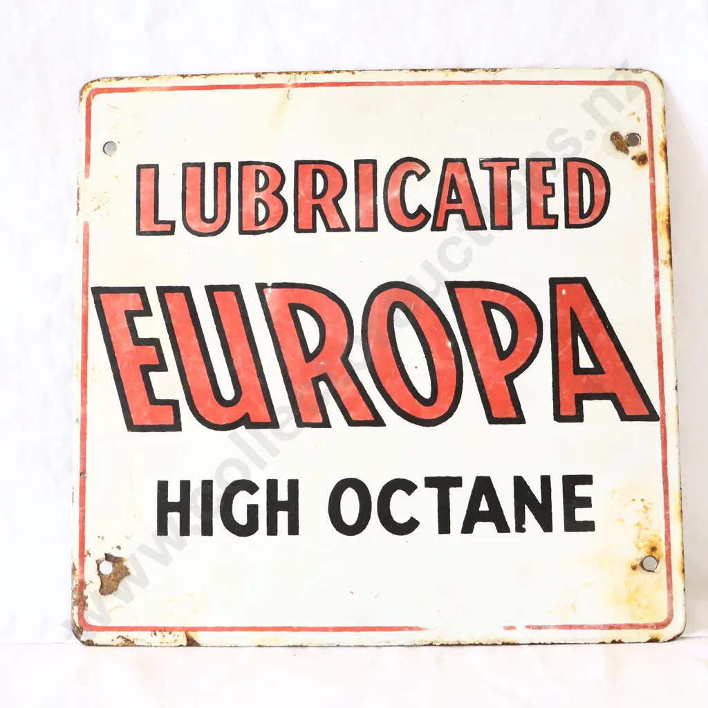 Lubricated Europa Enamel Petrol Bowser Image 1++