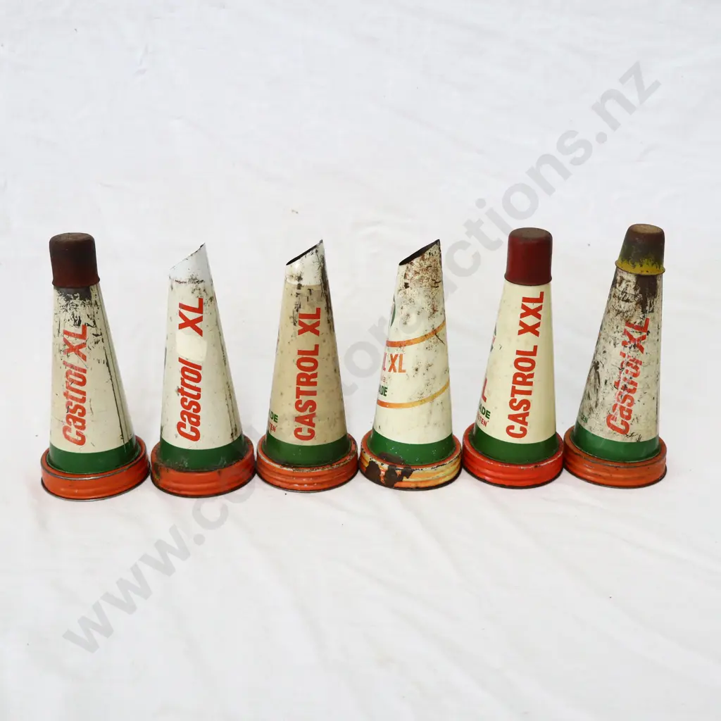 Castrol Oil Bottle Tops x 6 Image 1++