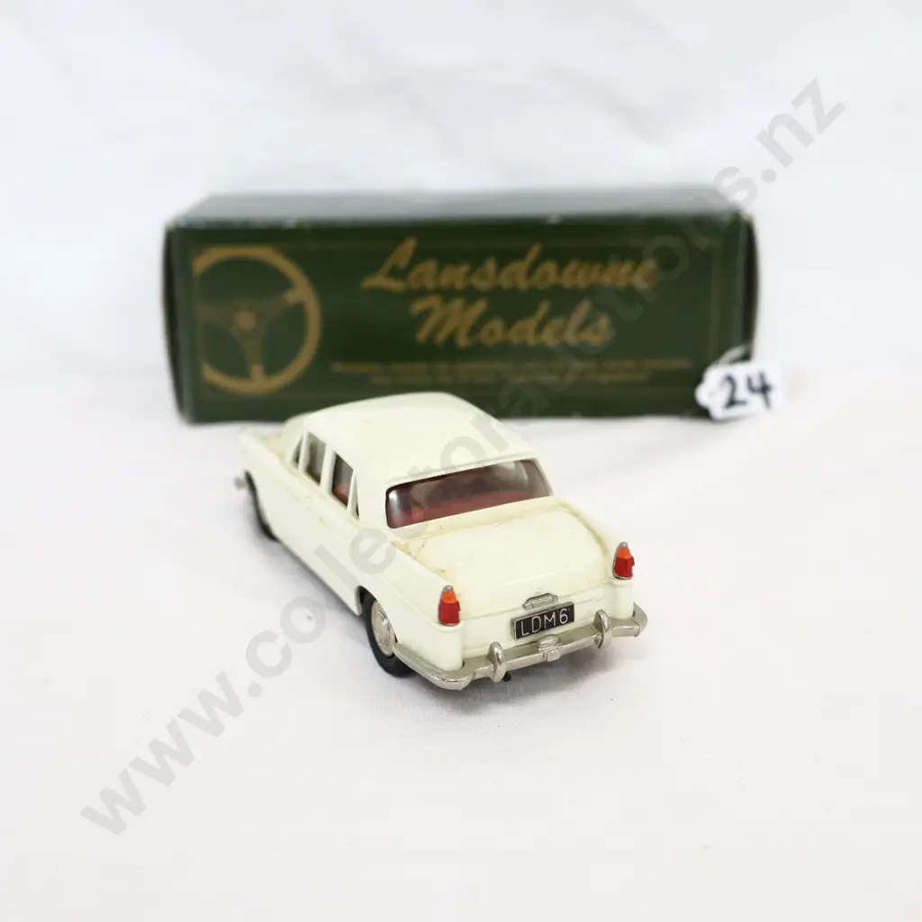 1/43 Brooklin Models 1937 Chevrolet Coupe Image 1++