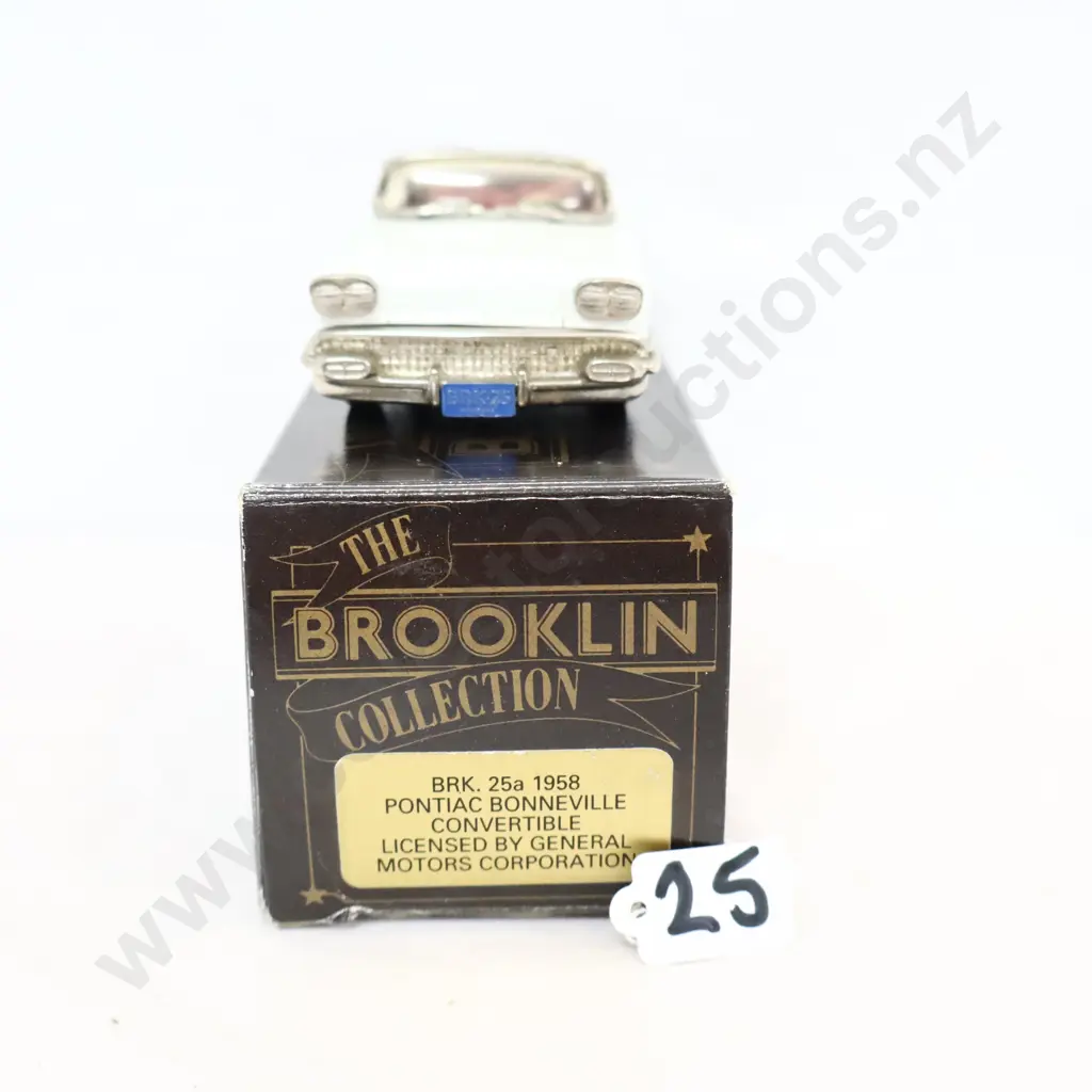 1/43 Brooklin Models 1958 Pontiac Bonneville Image 1++