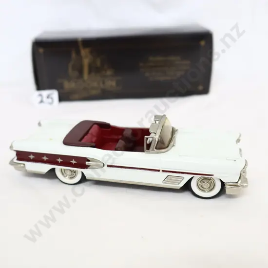 1/43 Brooklin Models 1958 Pontiac Bonneville