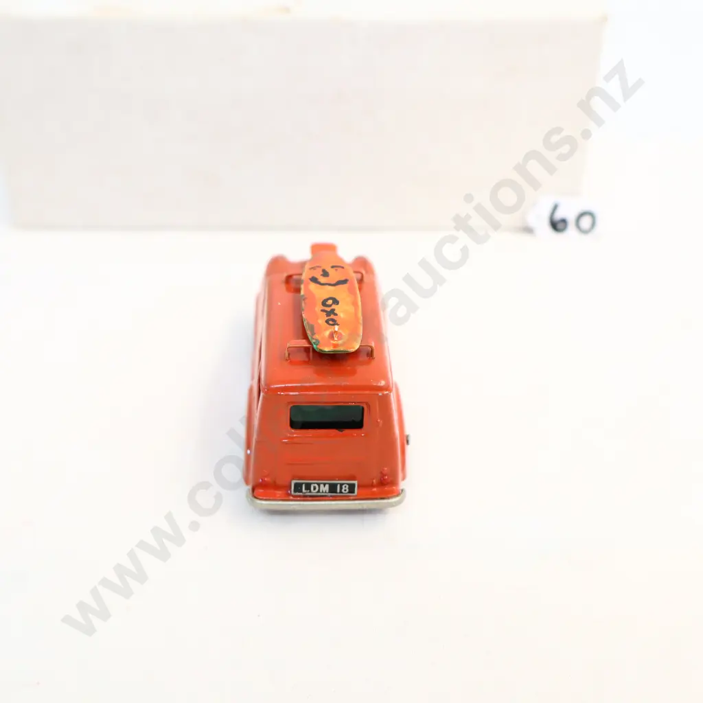 1/43 Landsdown Models 1955 Austin A30 Image 1++