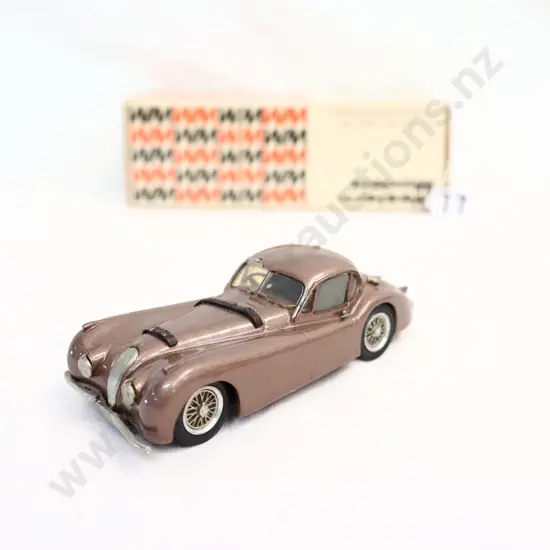 1/43 Western Models Jaguar XK120