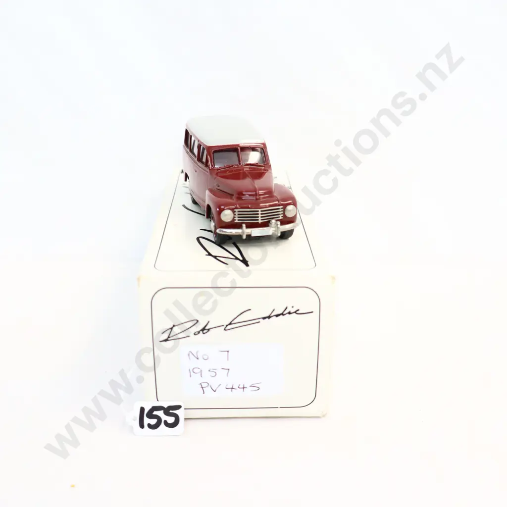 1/43 Rob Eddie 1957 PV445 Image 1++