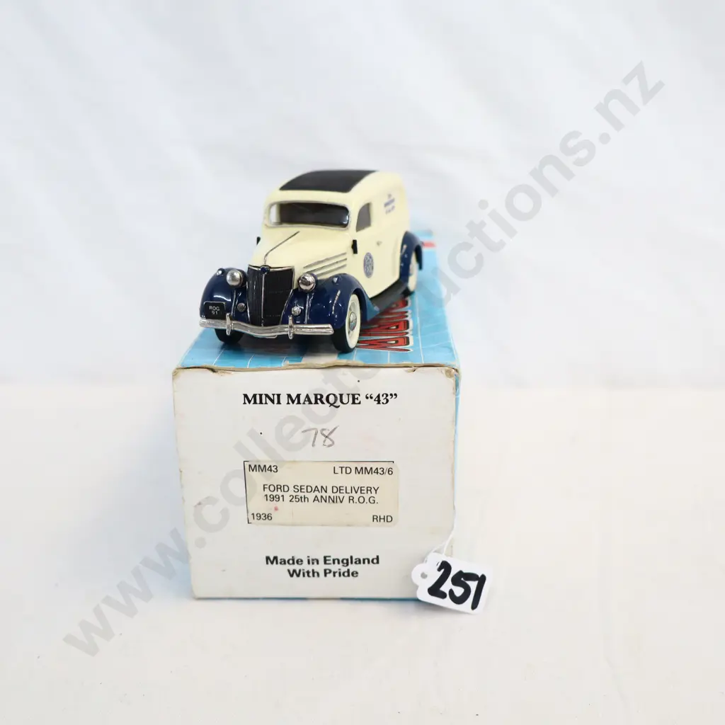 1/43 Minimarque 1936 Ford Sedan Delivery Image 1++