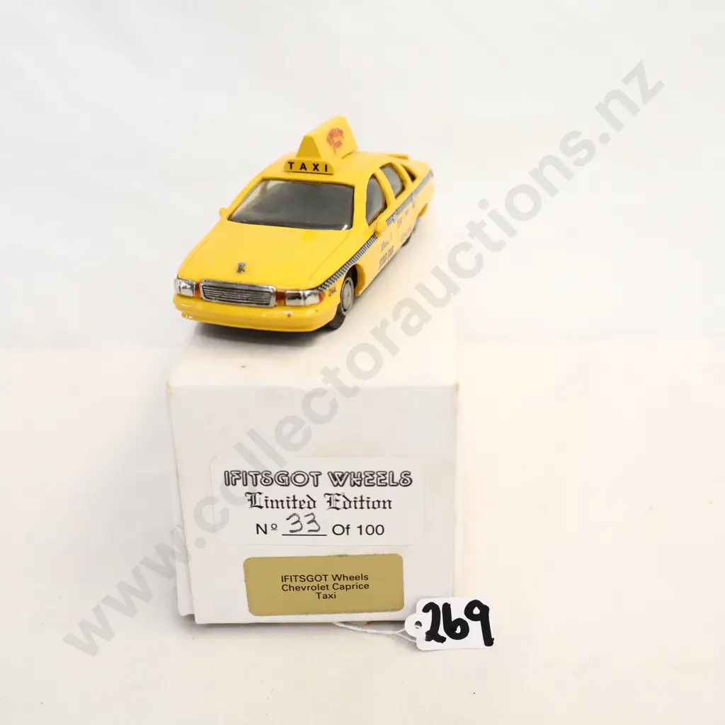 1/43 If Its Got Wheels Chevrolet Caprise Taxi No 33 of 100 Image 1++