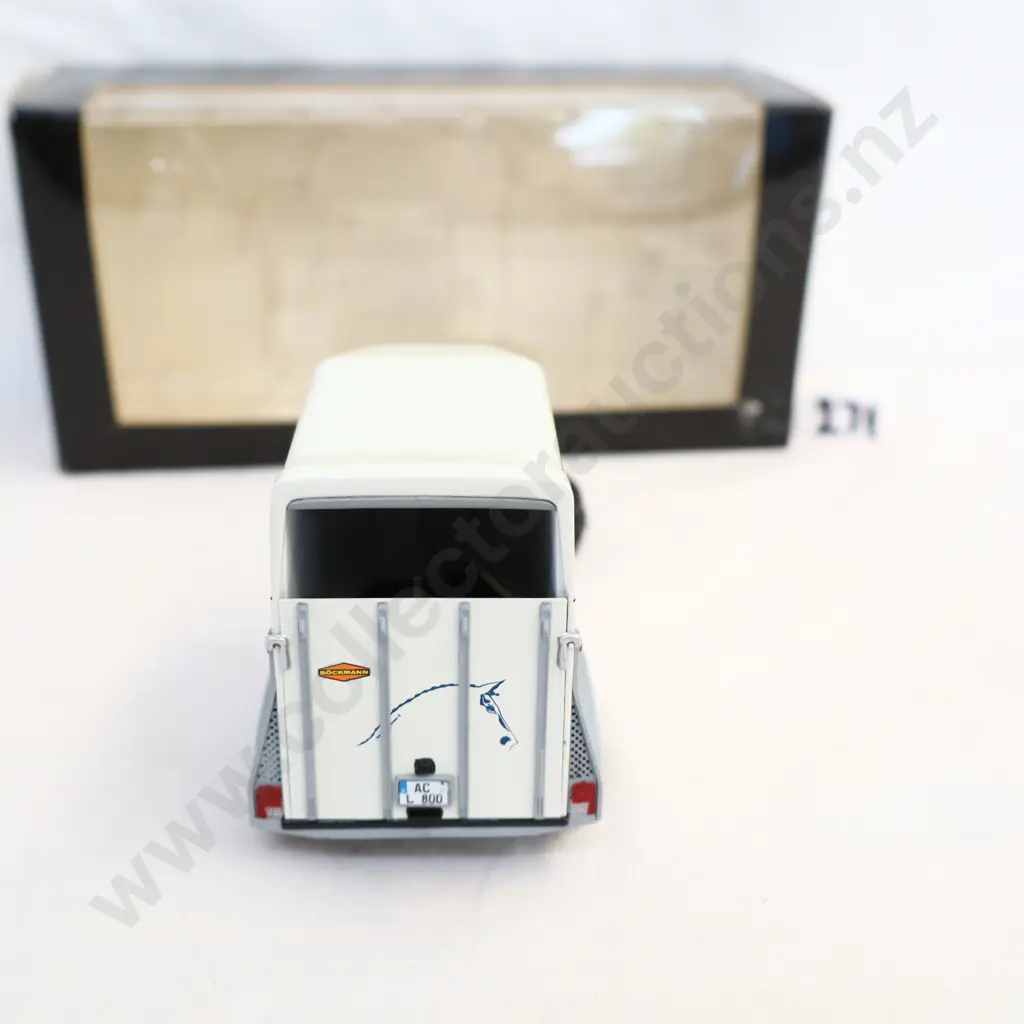1/43 Minichamps Horse Float Image 1++