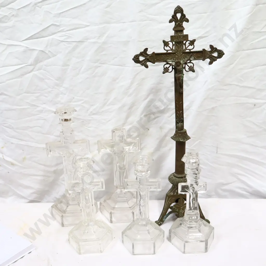 Crucifixes x 6 Image 1++