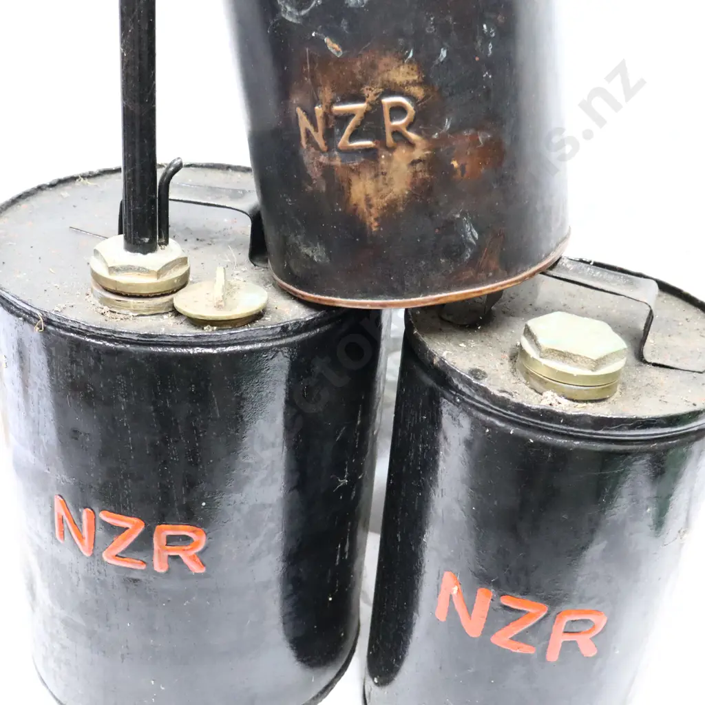 NZR Oil Tins and NZR Copper Billy Image 1++