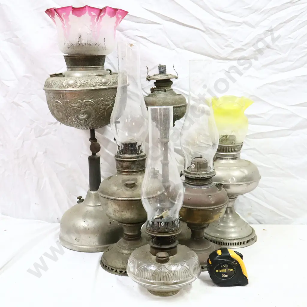 6 x Early Kerosene Lamps Image 1++
