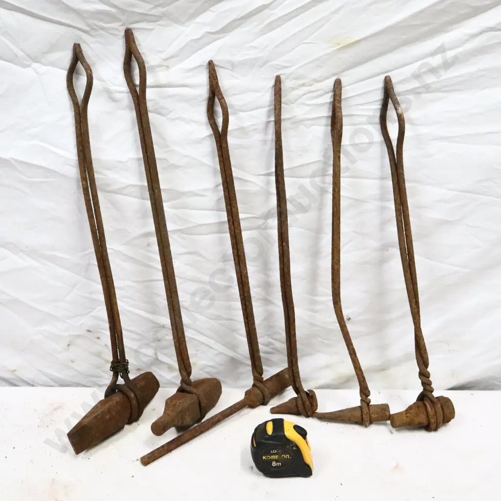 Black Smith Tools x 6 Image 1++