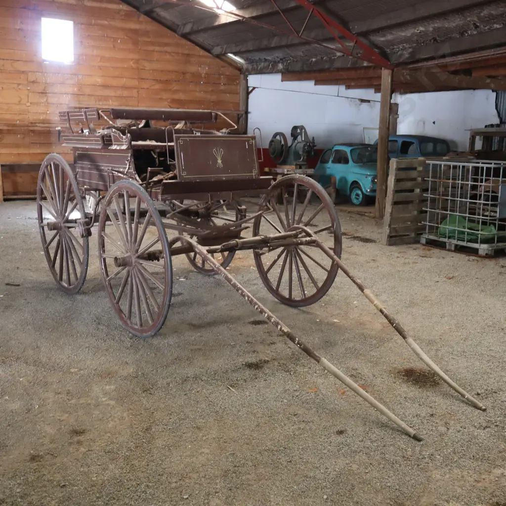 Antique Horse Drawn Coach Image 1++
