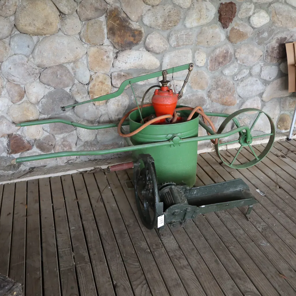 Antique Prices Hand Pump And Andrew And Beaven Christchurch Chuffer/Hay Maker Image 1++