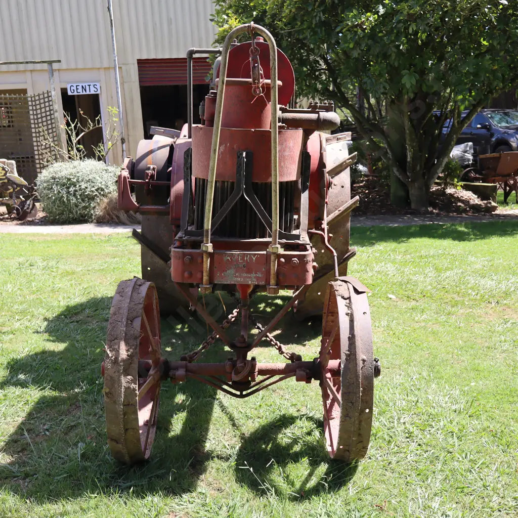 Avery Tractor Oldest Tractor In The Waikato Image 1++