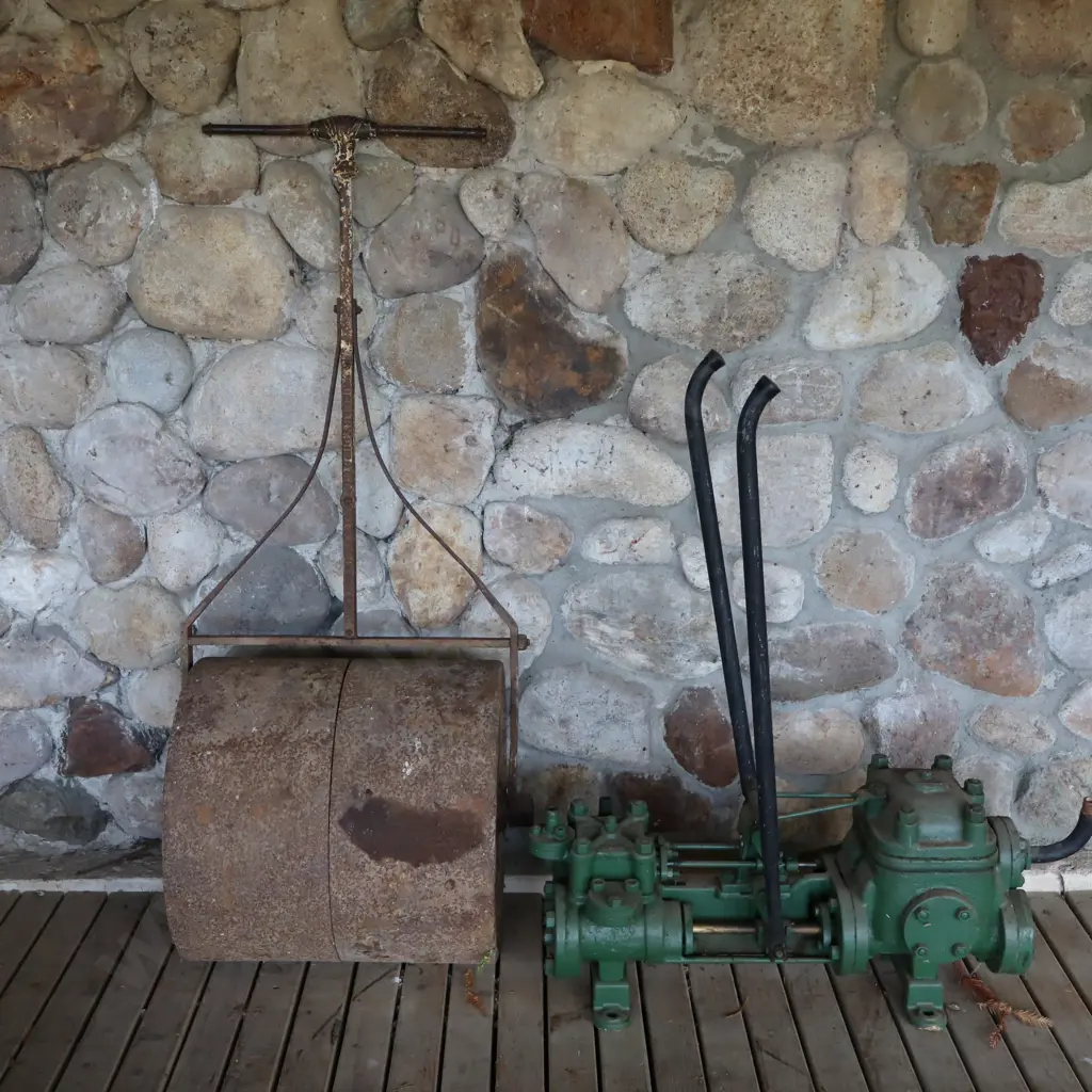 Picksley Sims And Co Lawn Roller And A Tangye Hand Crack Steam Pump Image 1++