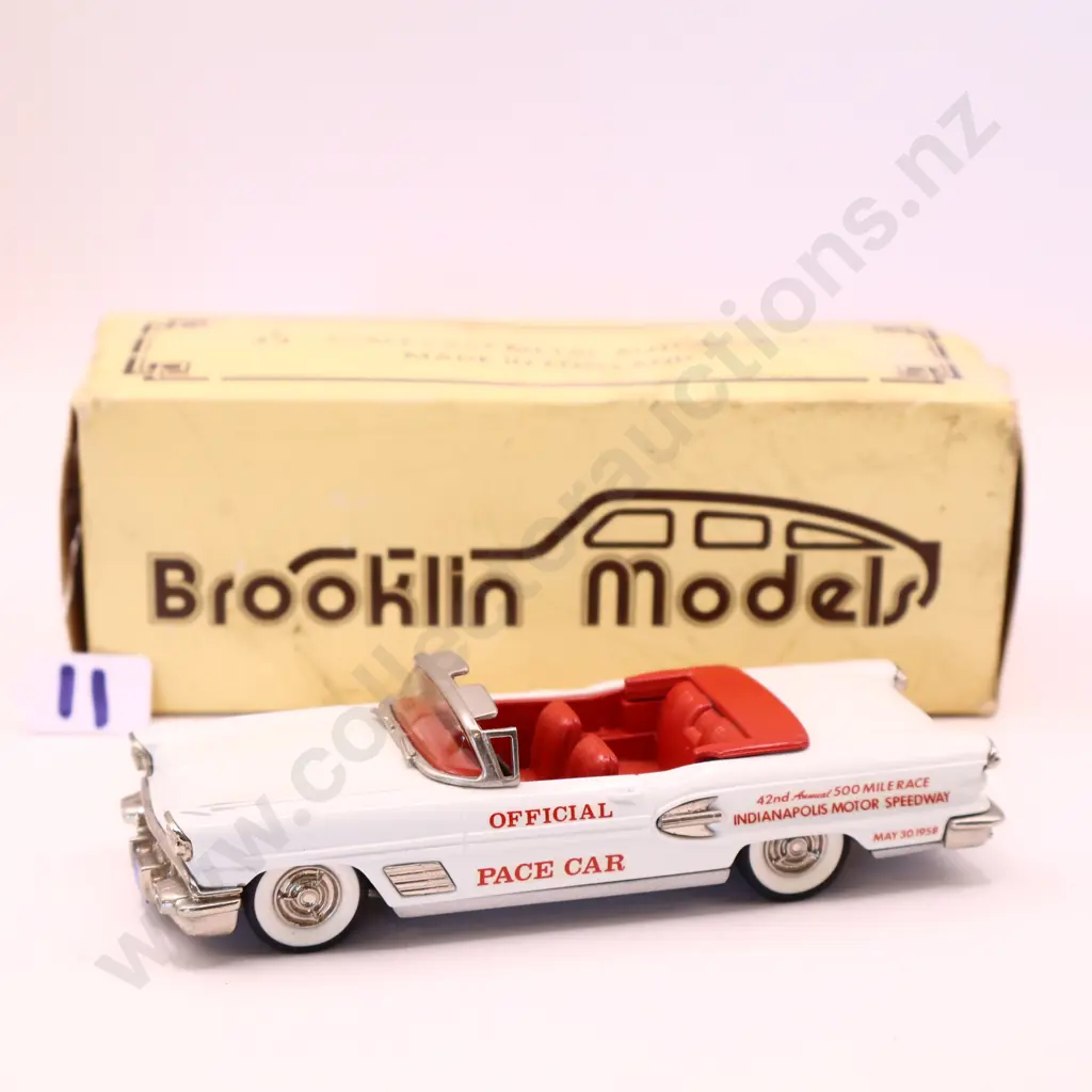 1/43 Brooklin Models  1958  Pontiac Bonneville  Image 1++