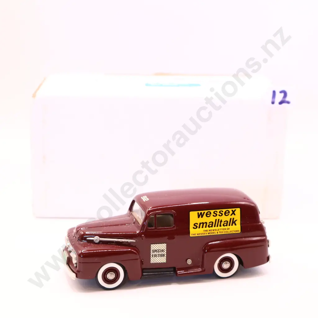1/43 Brooklin Models 1952  Ford Panel Delivery  Image 1++