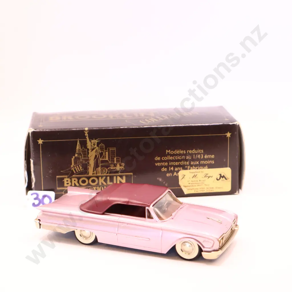 1/43 Brooklin Models  1960  Ford Sunliner  Image 1++