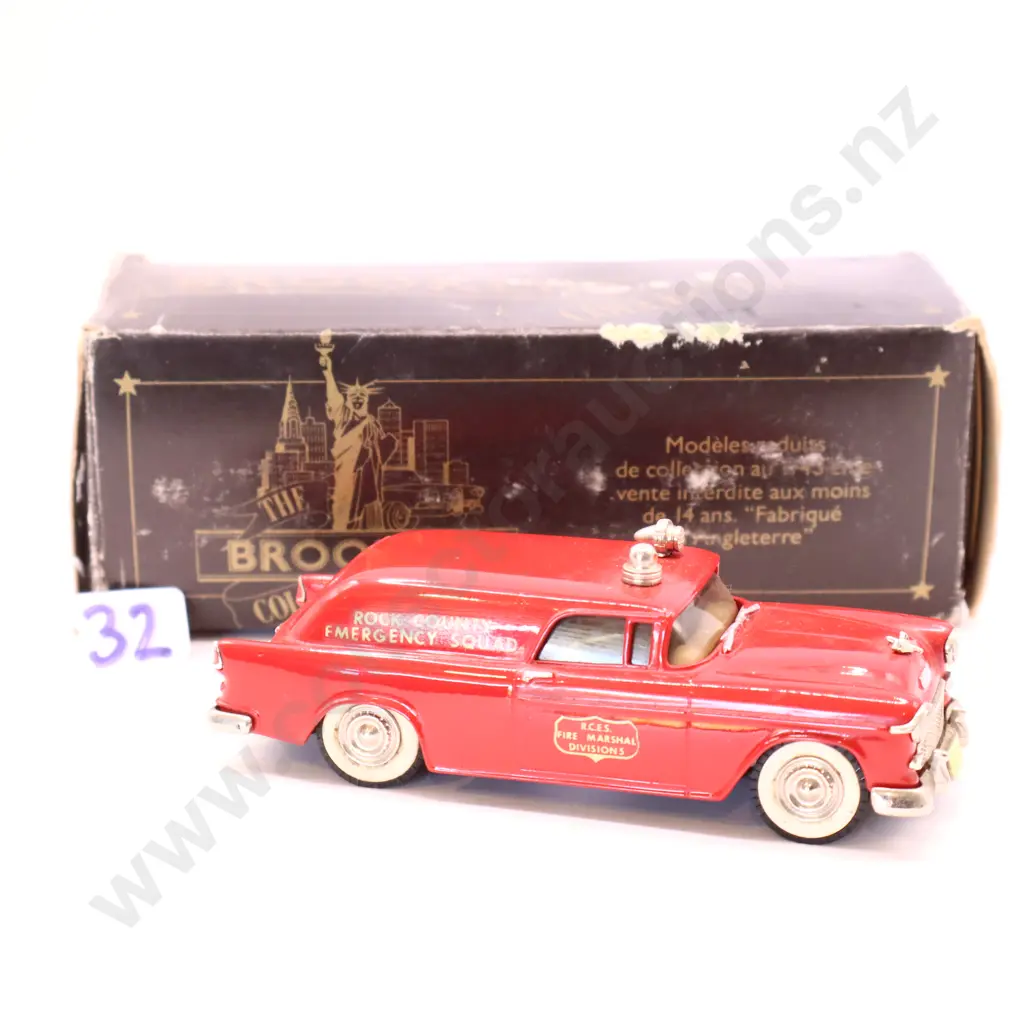 1/43 Brooklin Models  1955  Chevrolet   Rock County Fire Mashal Image 1++