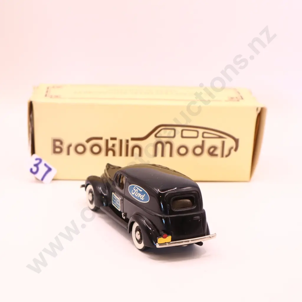 1/43 Brooklin Models 1940   Ford Sedan delivery  "Ford Service" Image 1++