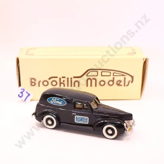 1/43 Brooklin Models 1940   Ford Sedan delivery  "Ford Service"